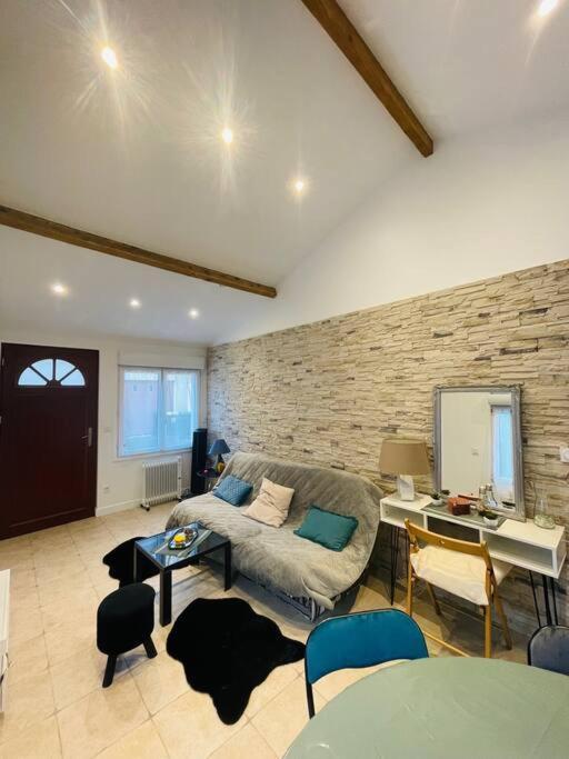 Apartament Orly Shelter Zewnętrze zdjęcie