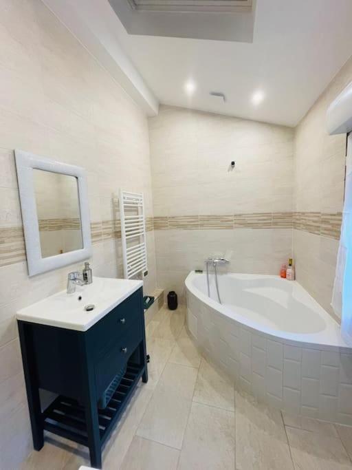 Apartament Orly Shelter Zewnętrze zdjęcie